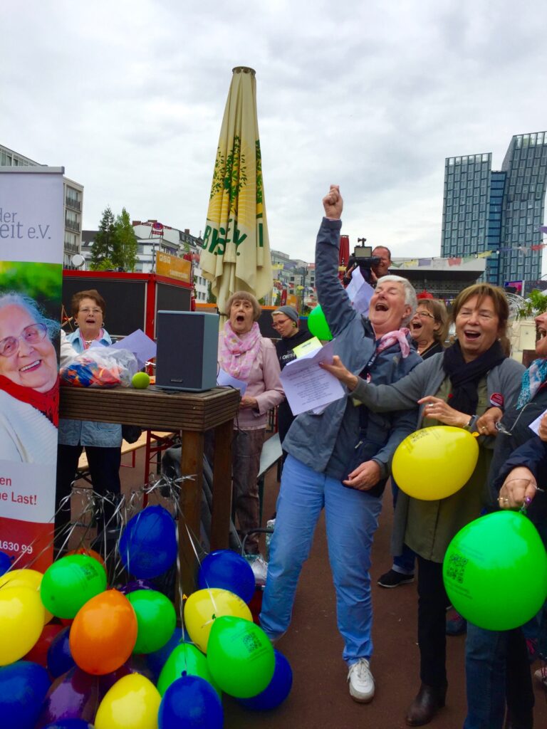 Flashmob auf dem Spielbodenplatz